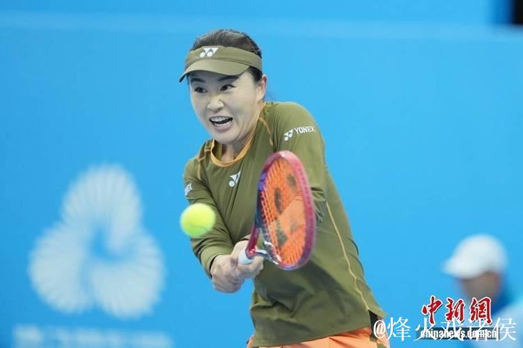 朱琳代表安徽队摘得十五运会网球女子单打金牌