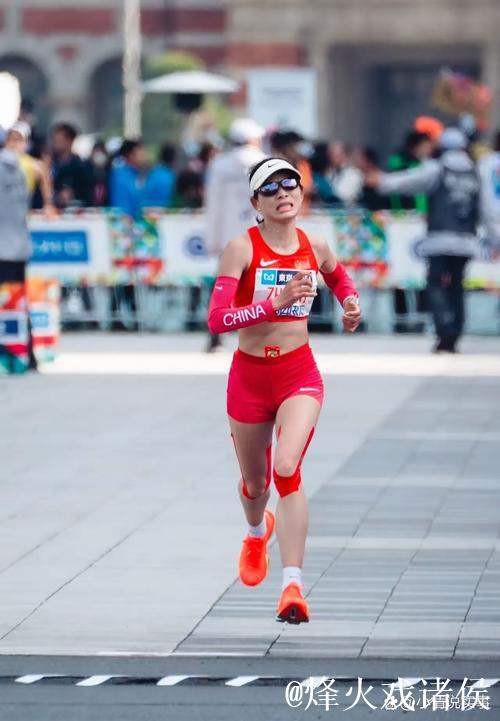 全运会女子马拉松：张德顺蝉联冠军，创国内历史首人纪录