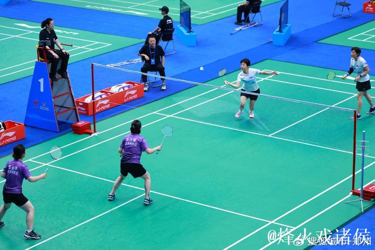 十五运会羽毛球比赛收官 赛场诠释坚持与激情 十五运会羽毛球比赛收官 赛场诠释坚持与激情