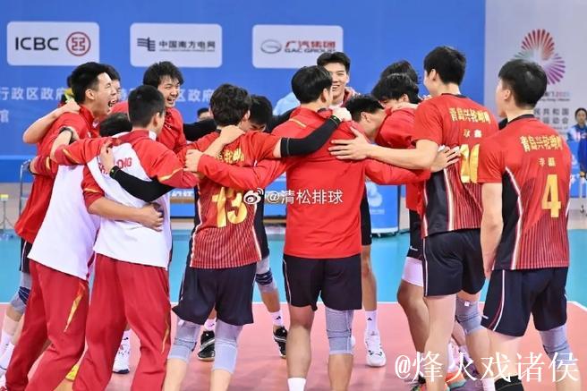 山东男排横扫福建 强势夺得十五运会成年组冠军 山东男排横扫福建 强势夺得十五运会成年组冠军